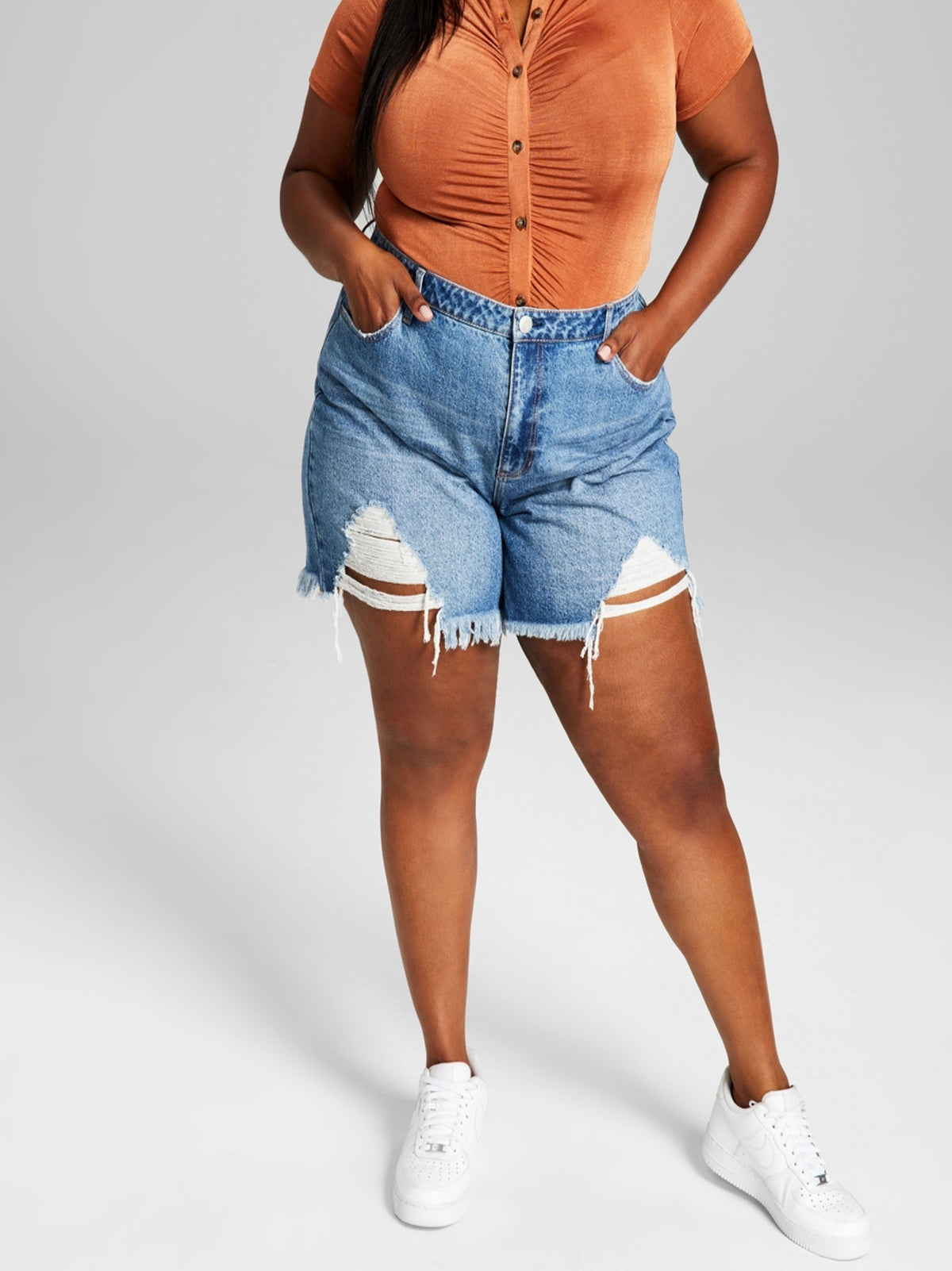 Image for Women's Ripped Washed Boyfriend Short,Blue