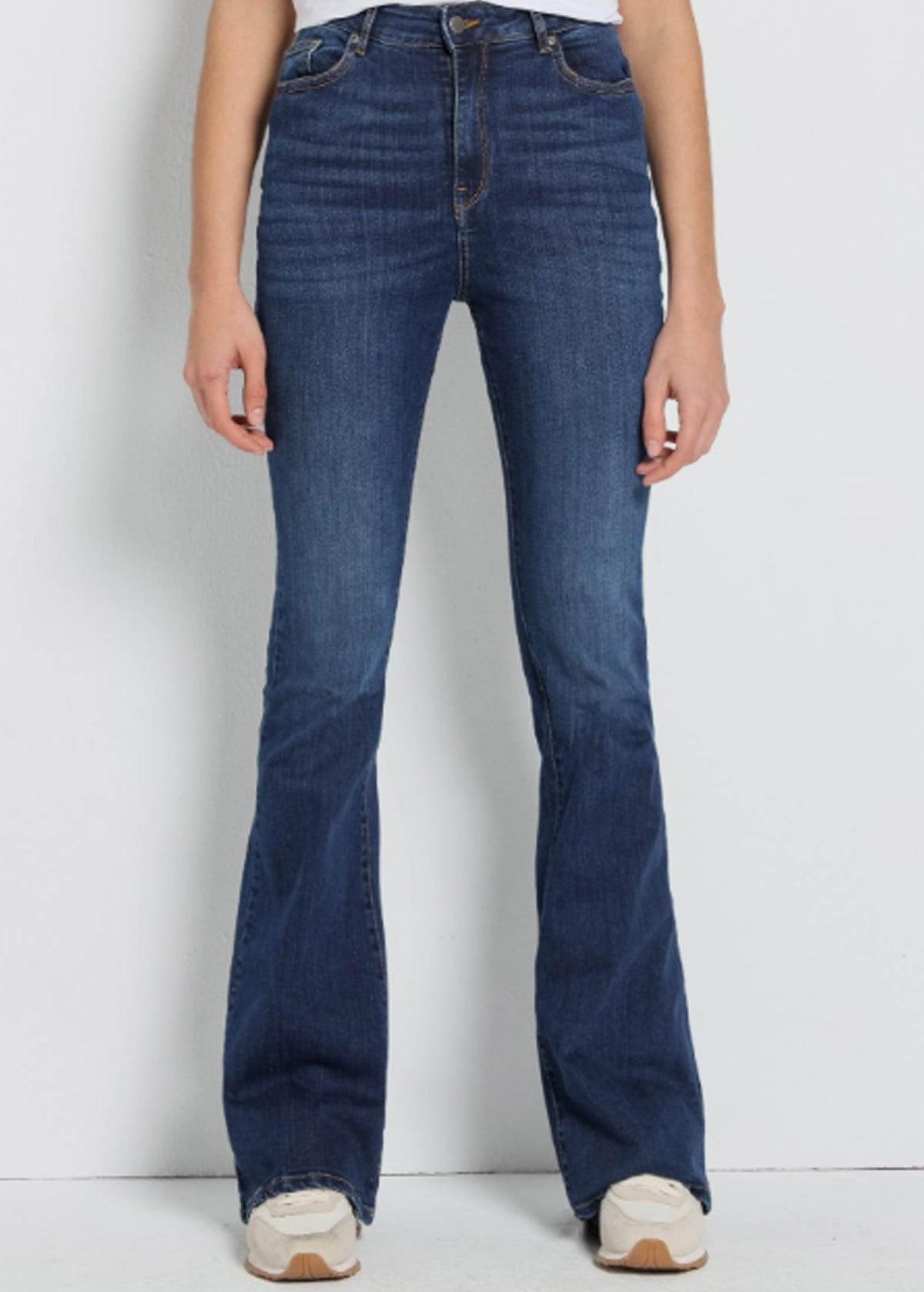 Image for Women's Washed Flare Jeans,Blue