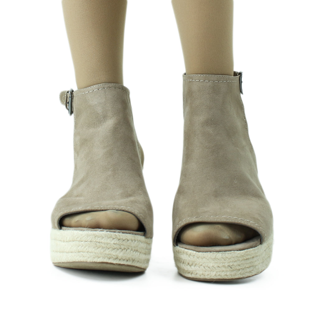 Image for Women's Faux Suede Wedge Sandal,Greige