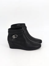 Image for Women's Plain Leather Ankle Boots,Black
